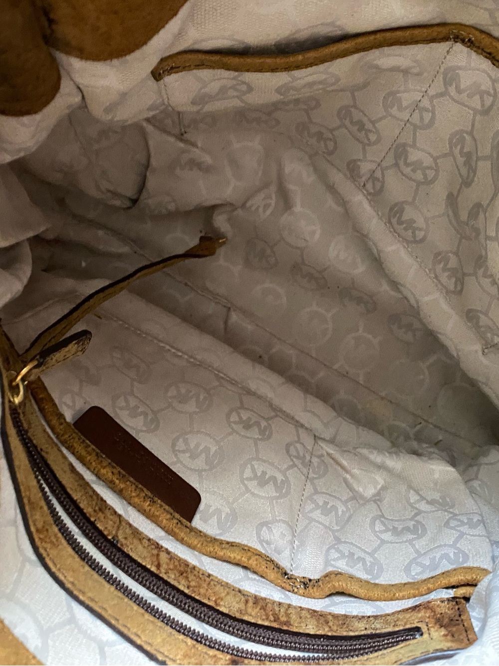 Michael Kors Hamilton bag and wallet set - Picture 7 of 15